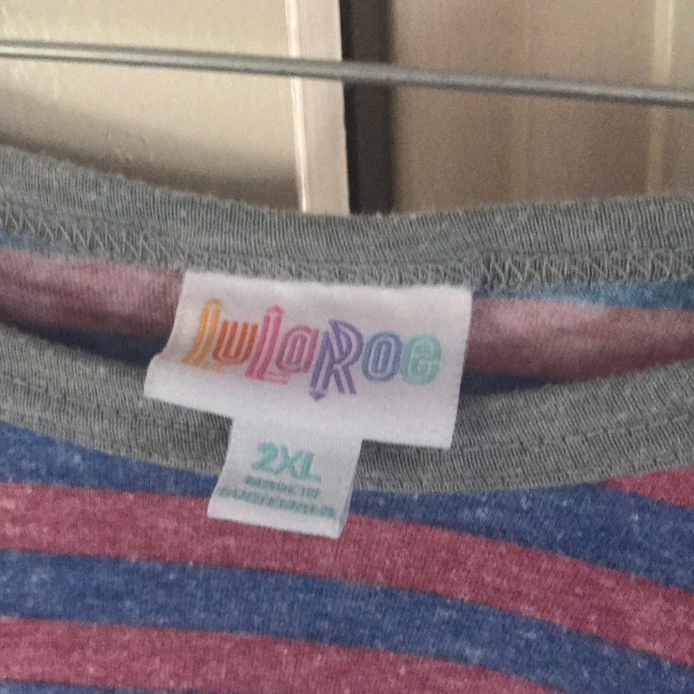 Lularoe randy - Picture 2 of 2